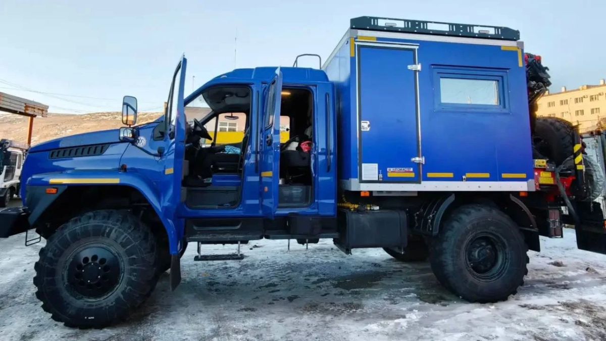 Передвижная мастерская на базе «Урала» поступила в автопарк Магадантеплосети Передвижная мастерская на базе «Урала» поступила в автопарк Магадантеплосети