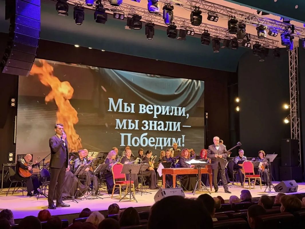 Магаданский русский оркестр побывал с гастролями в Хабаровске и Петропавловске-Камчатском Магаданский русский оркестр побывал с гастролями в Хабаровске и Петропавловске-Камчатском