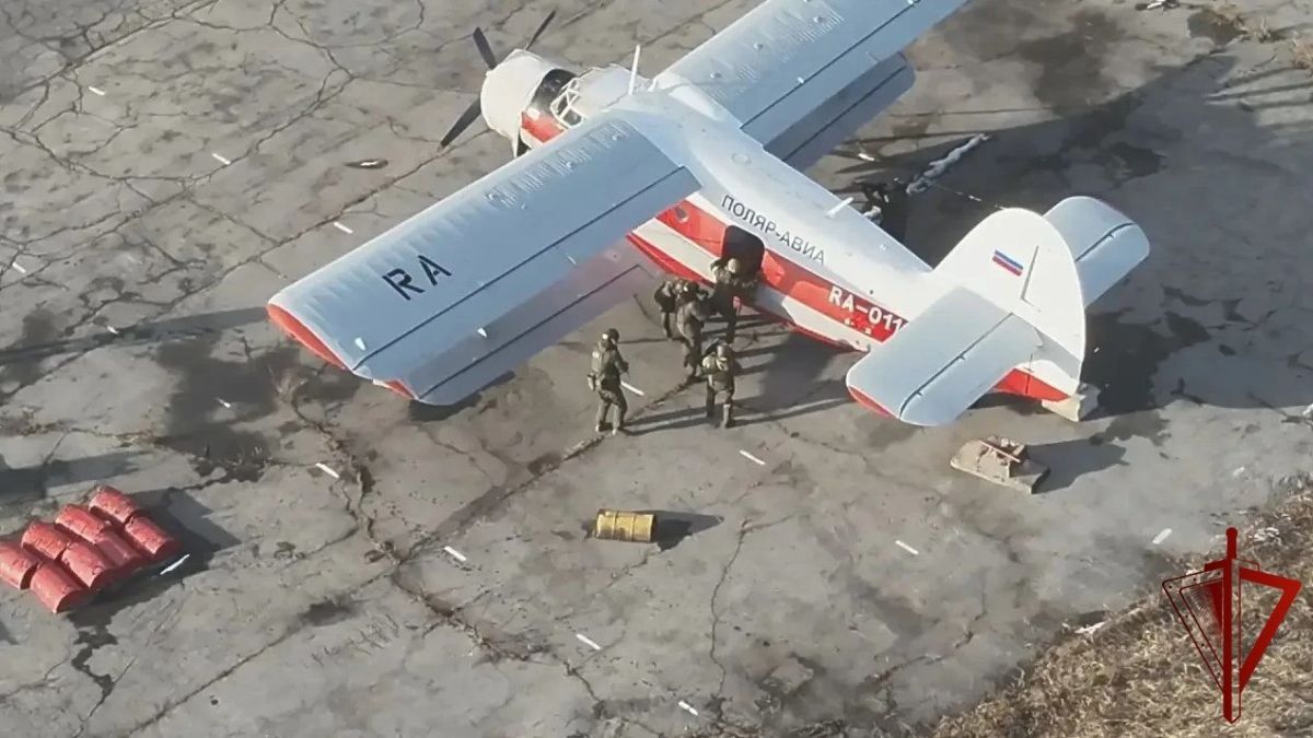 Противодействие угрозам на суше, в воздухе, на воде и под водой отработали на больших межведомственных учениях в Магаданской области Противодействие угрозам на суше, в воздухе, на воде и под водой отработали на больших межведомственных учениях в Магаданской области