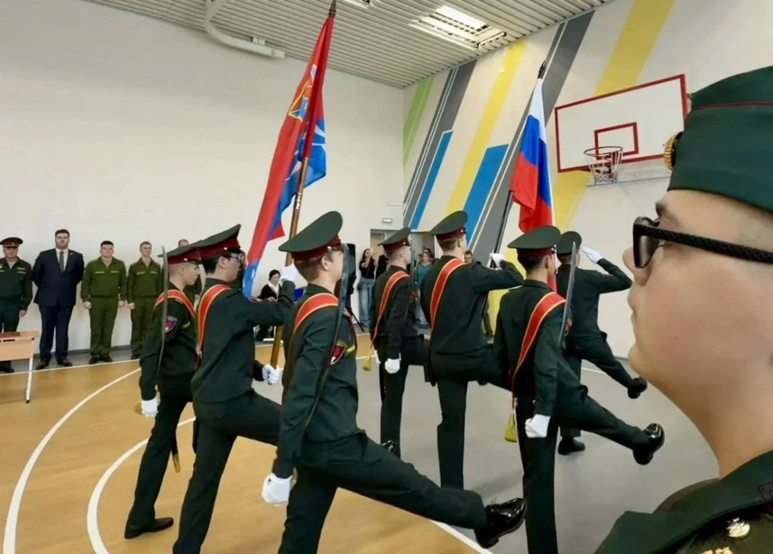 Лицеисты торжественно дали кадетские клятвы в Магадане Лицеисты торжественно дали кадетские клятвы в Магадане