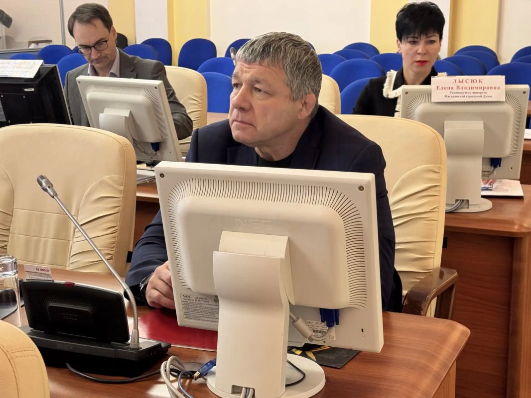 В Магадане совершенствуют правовую базу и механизмы прямого участия жителей в местном самоуправлении В Магадане совершенствуют правовую базу и механизмы прямого участия жителей в местном самоуправлении