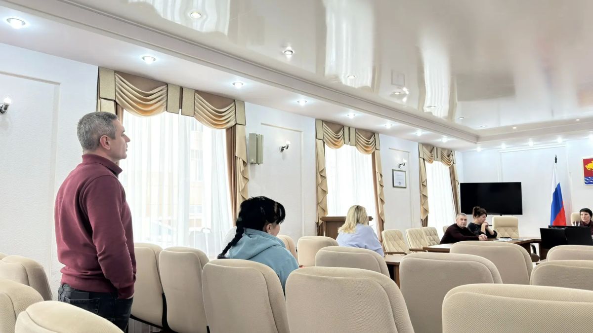 Лариса Поликанова: Обсудили с представителями управляющих компаний важнейший для зимнего Магадана вопрос —расчистку дворовых территорий Лариса Поликанова: Обсудили с представителями управляющих компаний важнейший для зимнего Магадана вопрос —расчистку дворовых территорий