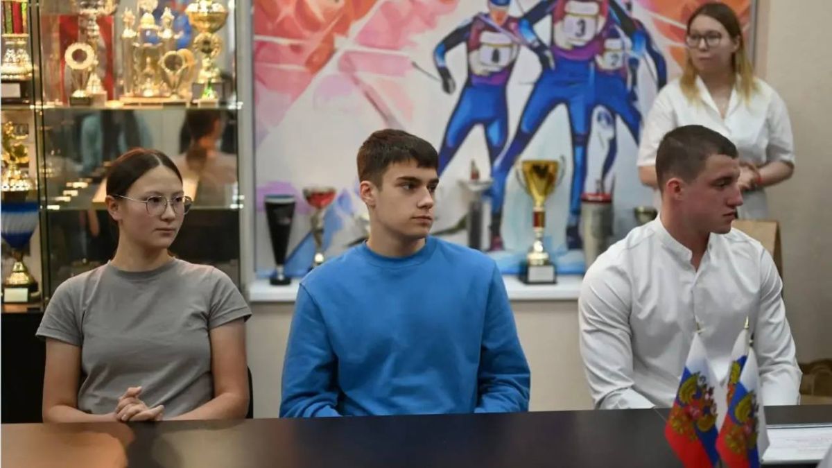 Лариса Поликанова: Сегодня в России отмечают День тренера — и это прекрасный повод сказать спасибо тем, кто воспитывает наших чемпионов Лариса Поликанова: Сегодня в России отмечают День тренера — и это прекрасный повод сказать спасибо тем, кто воспитывает наших чемпионов